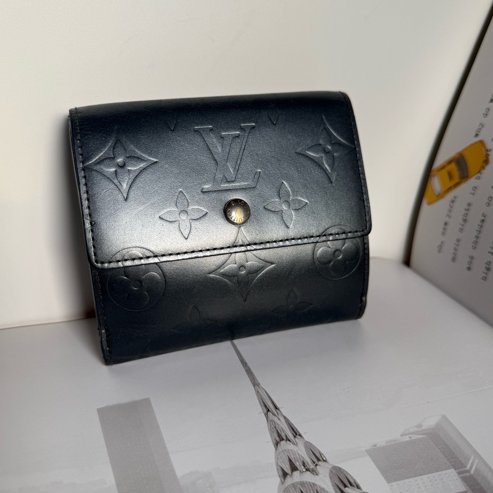Vintage Louis Vuitton 2002 Monogram Vernis Elise Wallet,‎ SNAP NEEDS REPAIR